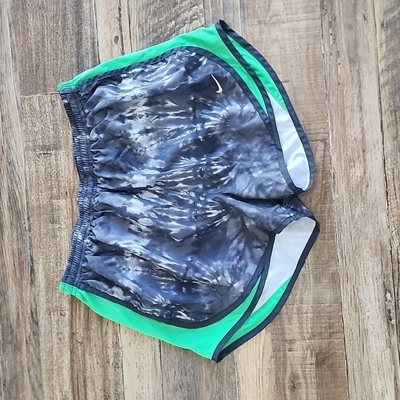 Nike Pants - Nike Dri-Fit Running Shorts Sz Medium
